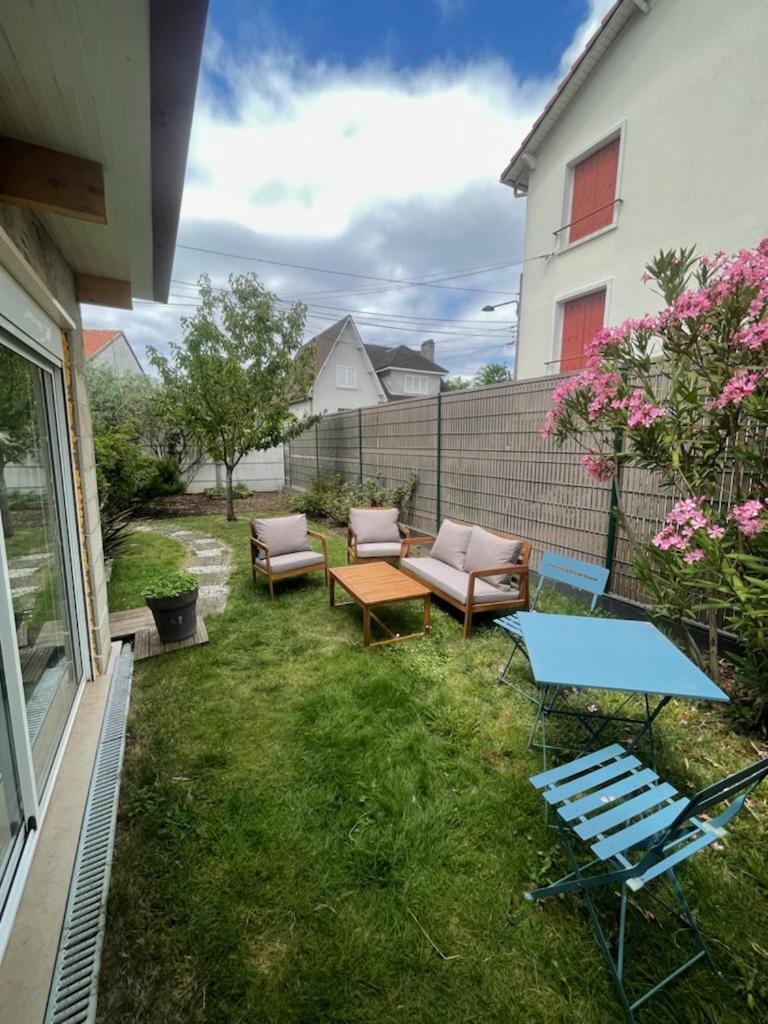 Au Coin Tranquille Hotell Champigny-sur-Marne Eksteriør bilde
