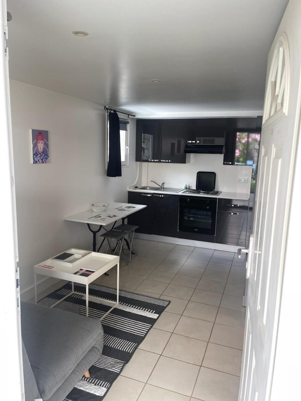 Au Coin Tranquille Hotell Champigny-sur-Marne Eksteriør bilde